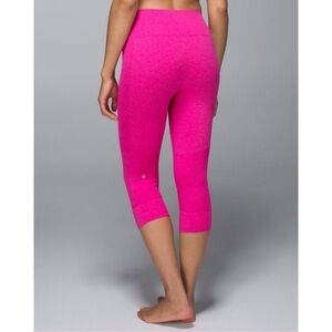 Lululemon Seamlessly Street Crop Legging Size 8